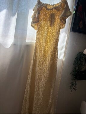 Zara Pale Yellow Lace Maxi Dress with Ruffle Shoulders